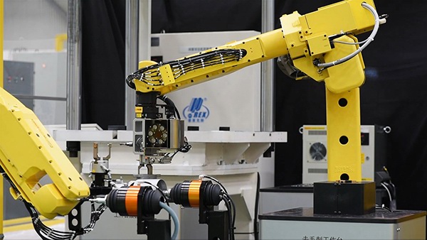 M-20iA/35M、M-20iB/25、M-710iC/70多機聯(lián)動上下取放件壓鑄